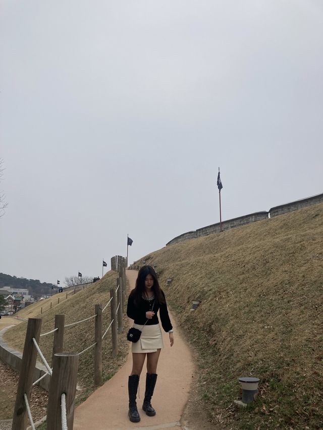 산책하기 딱인 수원화성 둘레길