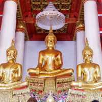วัดสวย ติดริมแมน้ำเจ้าพระยา