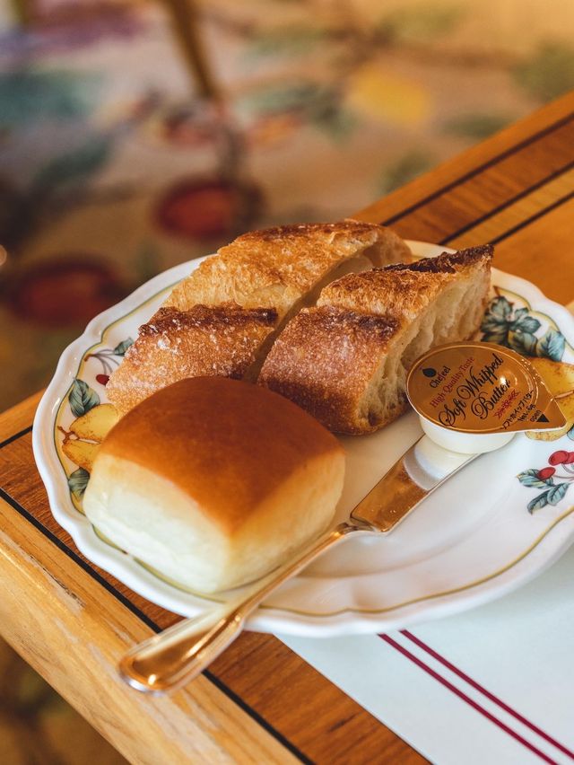 ライブキッチンで仕上げる極旨ハンバーグ