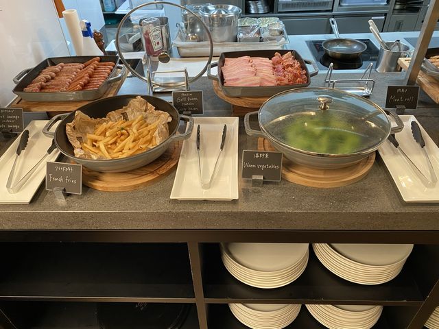 ACキッチンの朝食。1番乗りでゆったりのんびり朝食時間