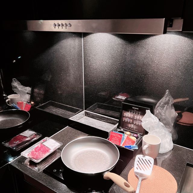 去酒店煮飯仔chill住食
