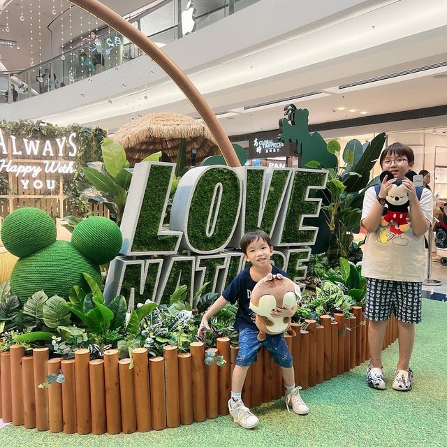 又一城LG2層的《Disney. Love Nature》 又一城LG2層的《Disney. Love Nature》