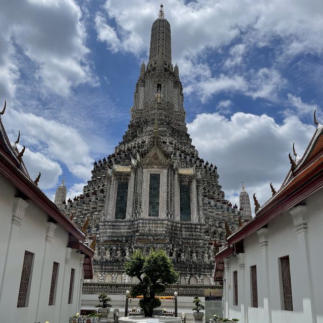 泰國🇹🇭曼谷特色廟宇🙏🏻鄭王廟❤️少女打卡好景點