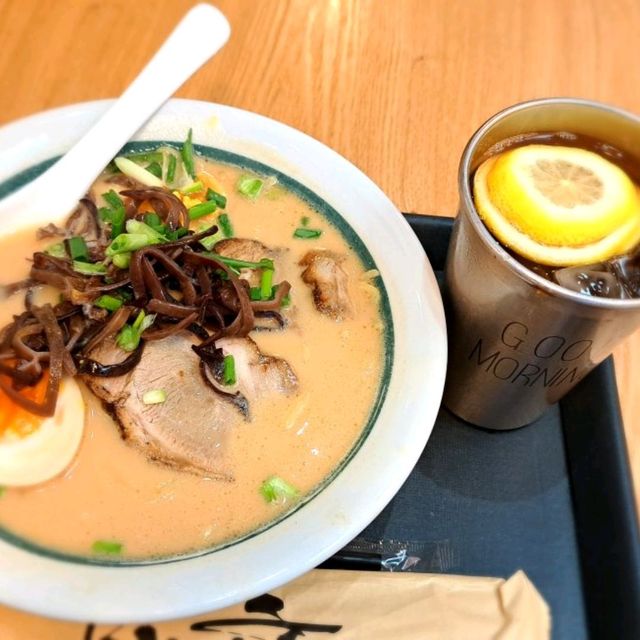 Hong Kong is a truly beautiful city and Paradise of food