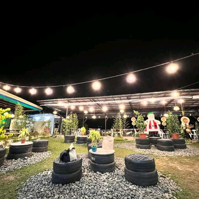 Cafe & Resto with Overlooking View 