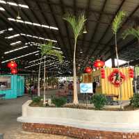 SMI Park 对面江
