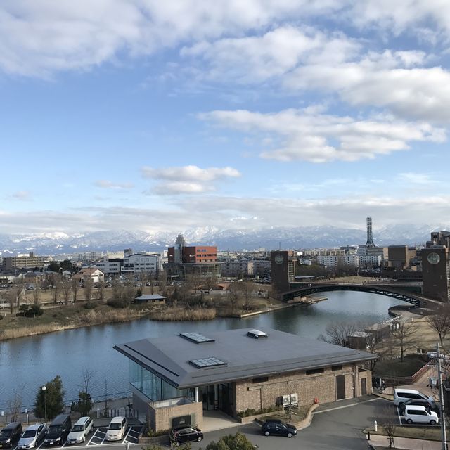 富山県美術館