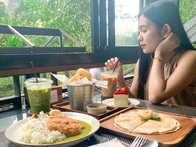 คาเฟ่ลับในป่า กลางหุบเขา @กระบี่