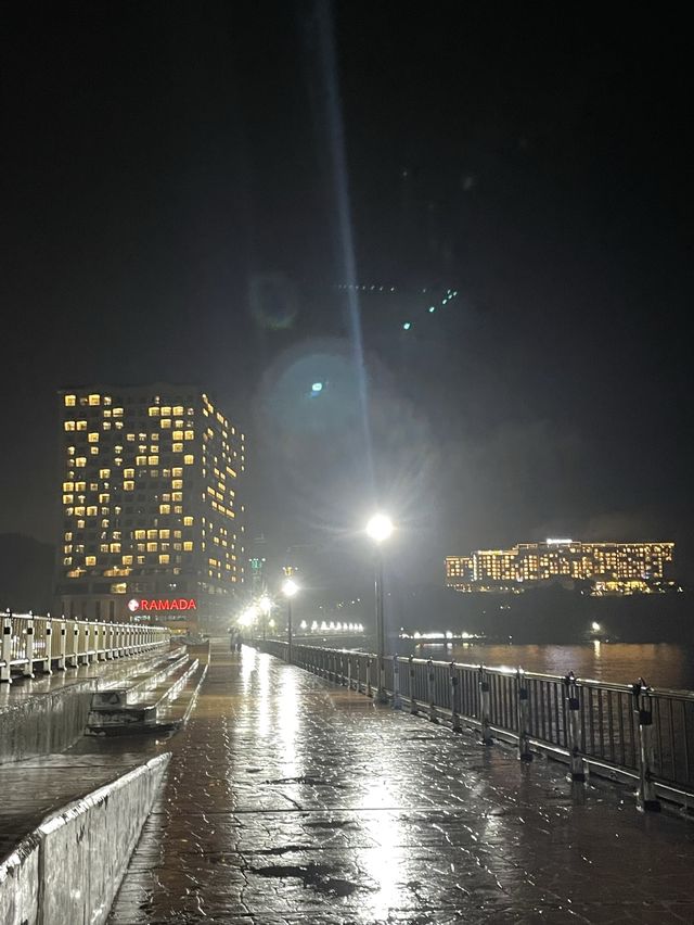 손 닿을 듯 가까운 바다를 보고 싶다면 속초 대포항🛳