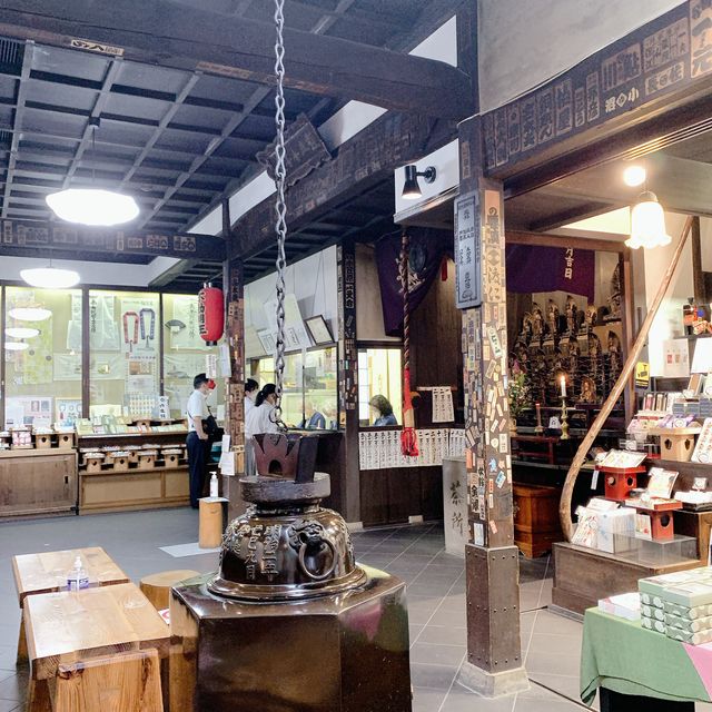 【京都】京都のど真ん中に位置する六角さん