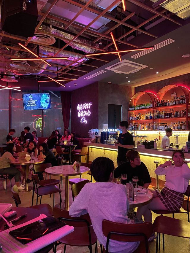Woodlands lovely Live Band Bar & Bistro! 🔥