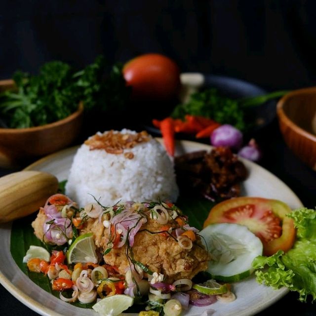 NARUNA SPACE CAFE SALATIGA