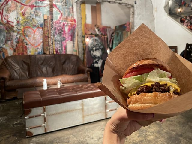 六本木アルデバランで絶品アボカドチーズバーガーをゲット🧡✨