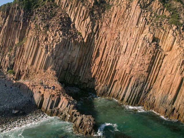 Amazing natural rock columns in Hong Kong 
