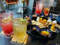 The Lounge @ Quincy Hotel - Open 24-Hour