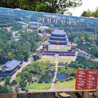 웅장함의 인생샷을 원한다면 제주 약천사!!