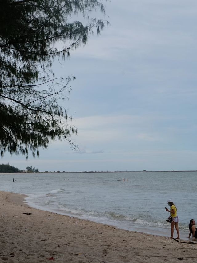 หาดชะอำ ทะเลใกล้กรุงเทพ