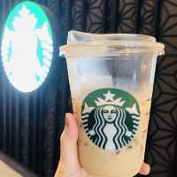 ☀️板橋高樓景觀咖啡廳☕️ STARBUCKS Mega City 9F Shop 星巴克 板大遠百9F門市