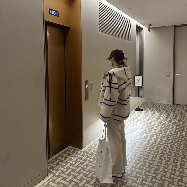 청담 에르메스 애프터눈티 카페 “메종 에르메스 카페 마당”