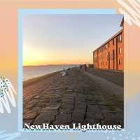 在浪漫燈塔NewHaven Lighthouse欣賞迷人的夕陽