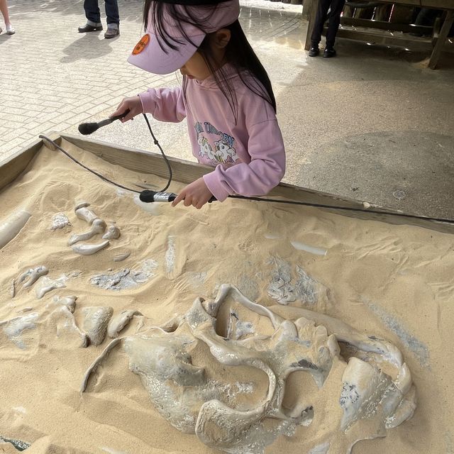 爬進英國的洞穴探險 爬進英國的洞穴探險