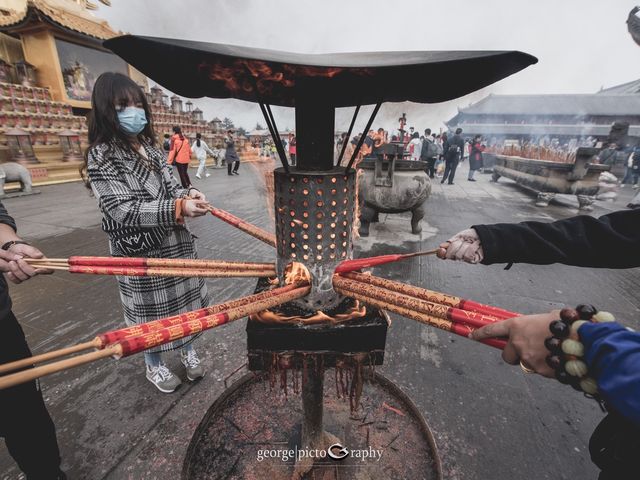 Mount Emei-The Sacred Buddhist Mountain