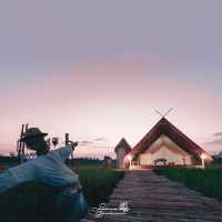 กำเงิน 1,000 มานอนโฮมสเตย์ที่อุทัยธานี
