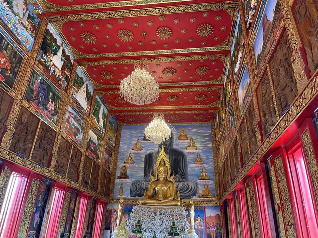 ถ้ำวัดชะอำ มองเห็นเขานางพันธุรัตน์🕌