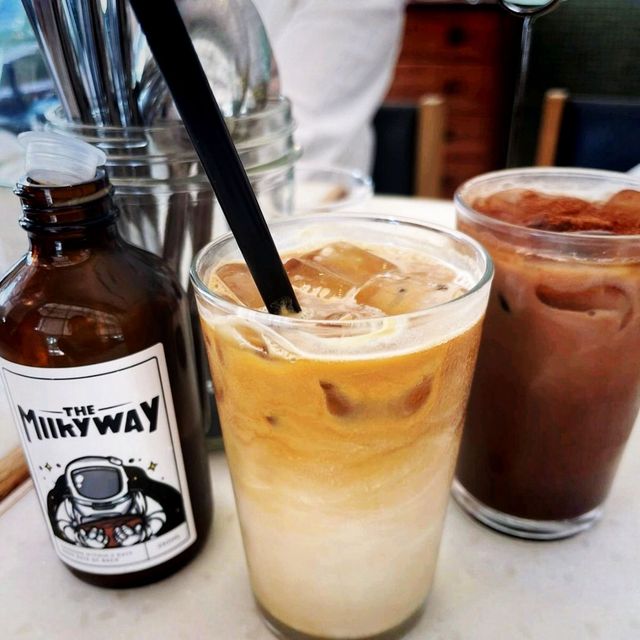 A Trip Down To Neptune Cafe