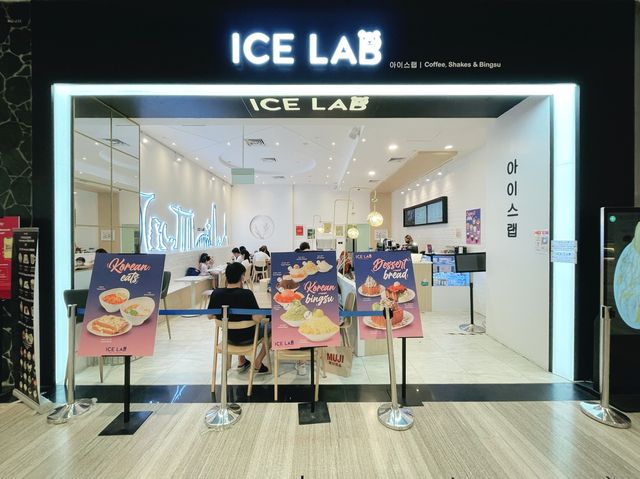 Traditional Korean bingsu dessert