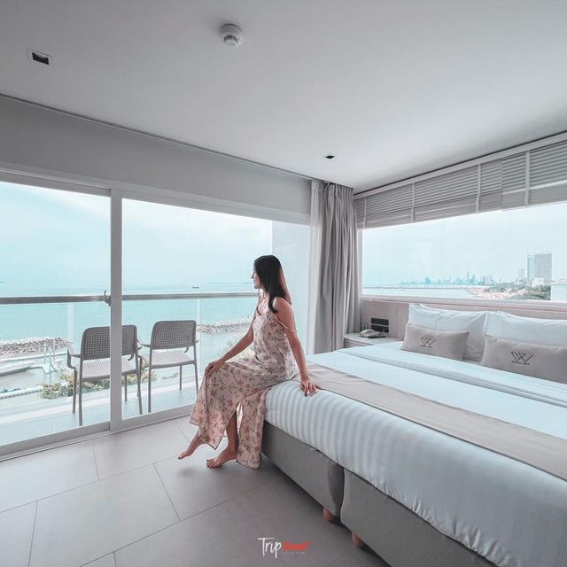 ที่พักติดทะเล เดินลงหาดได้เลย 