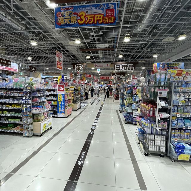 名古屋駅　ビックカメラ