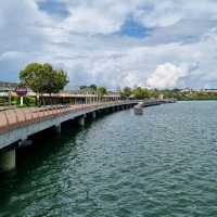 Quiet Romantic Sentosa Broadwalk