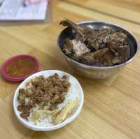［台北/士林］ 士林十全排骨🐷｜冬天的好朋友👉🏻藥燉排骨，喝完身體都暖了呢☺️ 