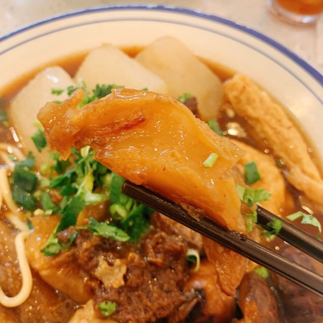 老香港味道🫖銅鑼灣懷舊港式碟頭飯、車仔麵