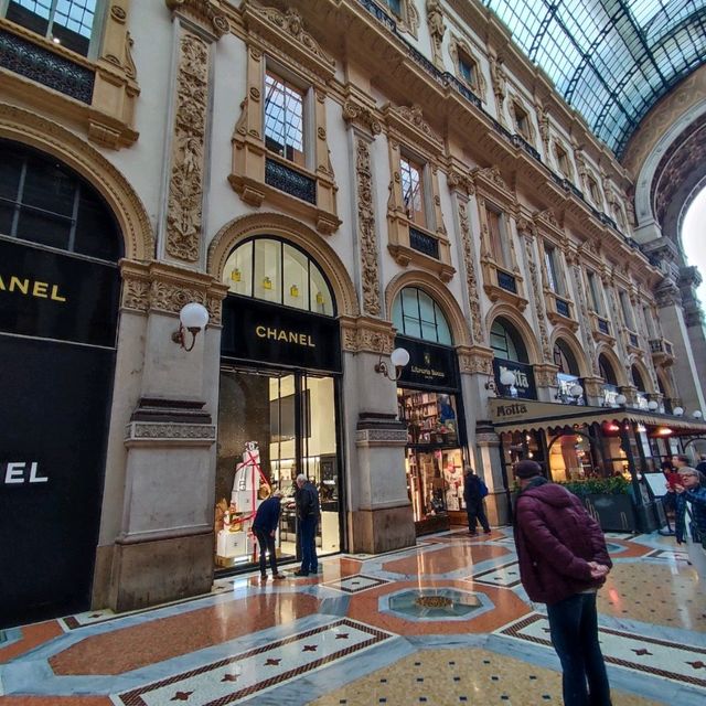Oldest Shopping Gallery 