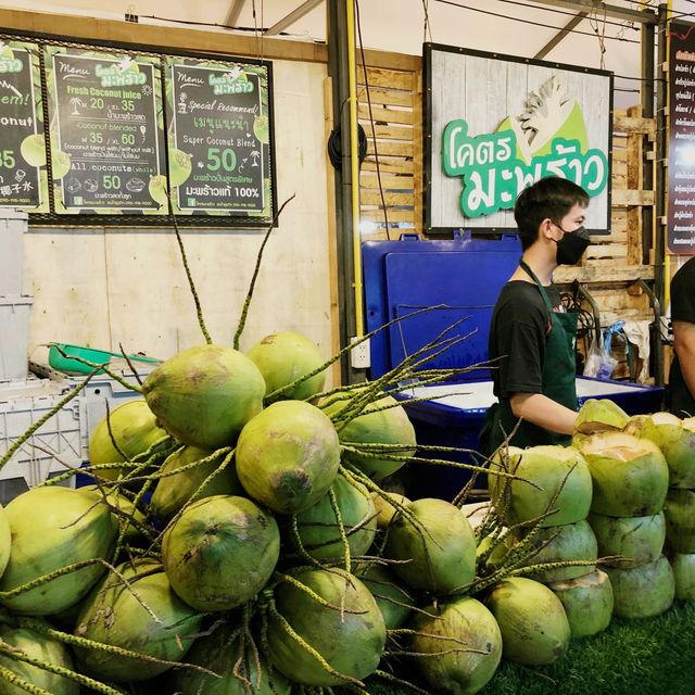 【🇹🇭ナイトマーケットで食べまくりタイ!!】inバンコク