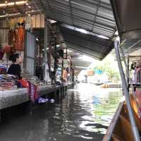 丹嫩莎朵水上市場 Floating Market Dumnoen Saduak