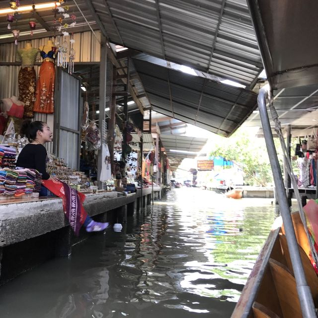 丹嫩莎朵水上市場 Floating Market Dumnoen Saduak