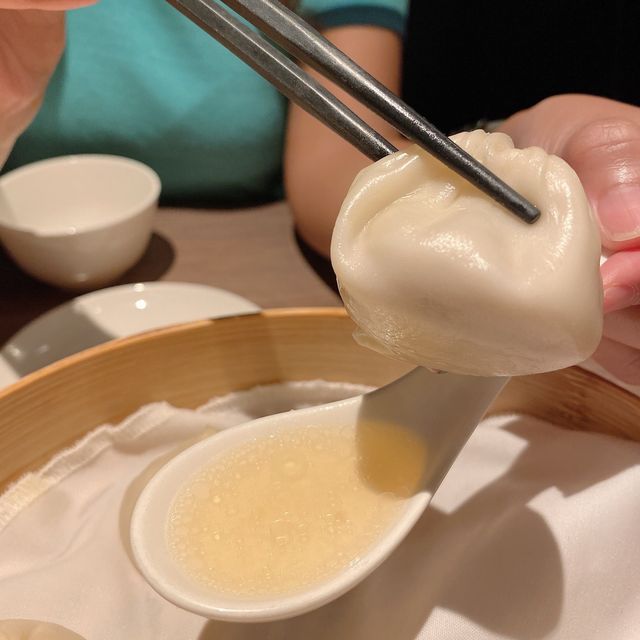 《樂天皇朝出色小籠包》
