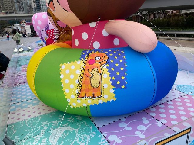 充氣Chocolate Rain裝置@灣仔海濱公園