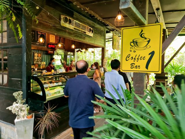 🎋🍵🥯ธาราคาเฟ่ @เขาใหญ่ คลายร้อน🥂