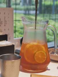 寶藍色新分店，環境更美和有庭園氣息