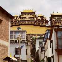 'Small Potala' in Shangrila