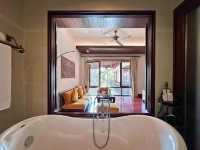 Anantara Suite at Angkor Wat Resort is so beautiful! Let's also visit the Queen's Palace in the afternoon.