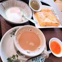 Nice Pitstop local cafe ☕️ 