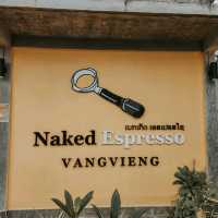 Naked Espresso คาเฟ่น่านั่งในวังเวียง