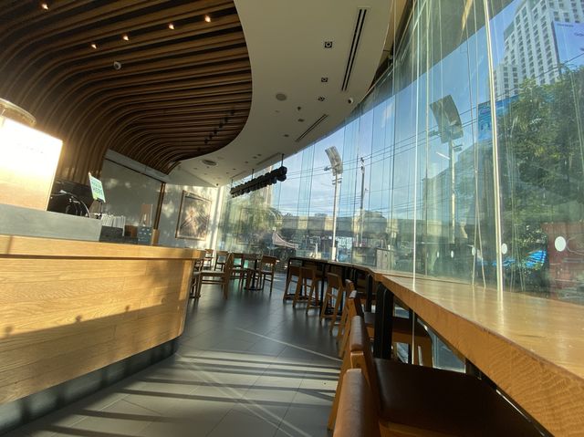 Starbucks Platinum Novotel Pratunam 