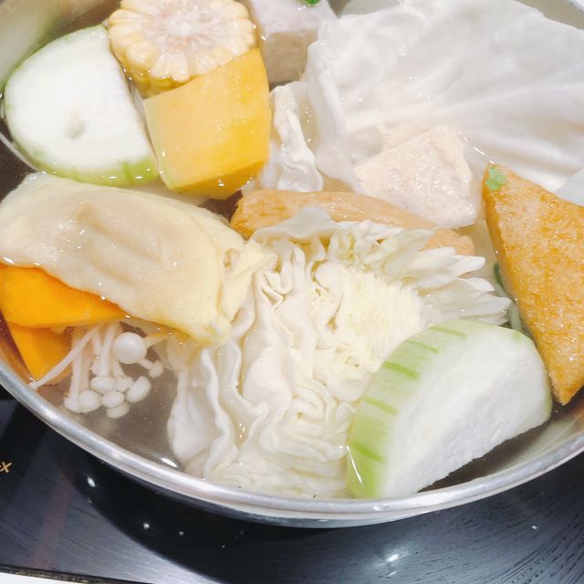 網上推薦的火鍋店🍲 沐樺和牛海鮮火鍋muhua_shabushabu-信義區火鍋 信義微風美食 信義區涮涮鍋 信義區和牛火鍋