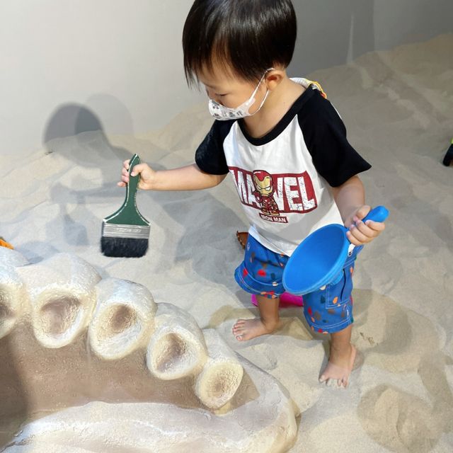 【 室內沙池遊樂場 】